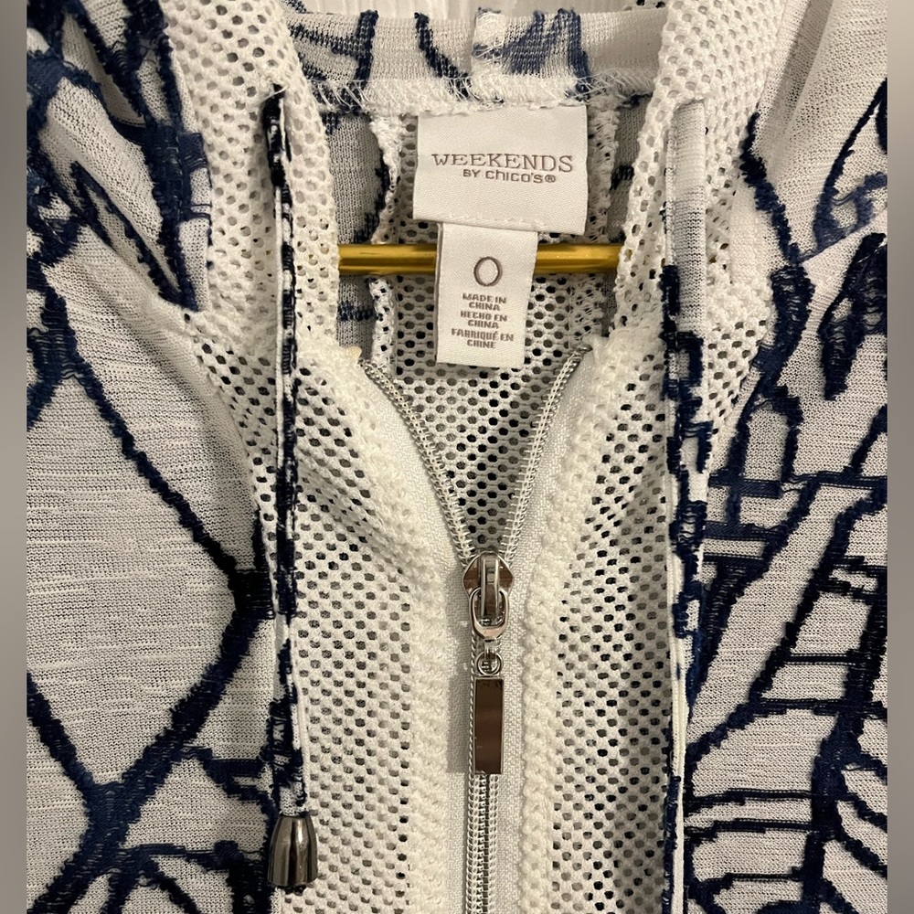 Chico’s Weekends mesh cover up with hood and zipper sheer white - Picture 2 of 6